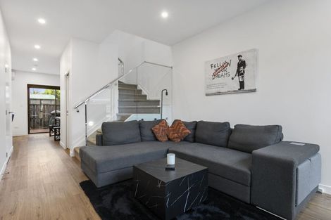 Photo of property in 74b Mckenzie Road, Mangere Bridge, Auckland, 2022