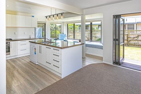 Photo of property in 126 Patiki Place, Whangamata, 3620