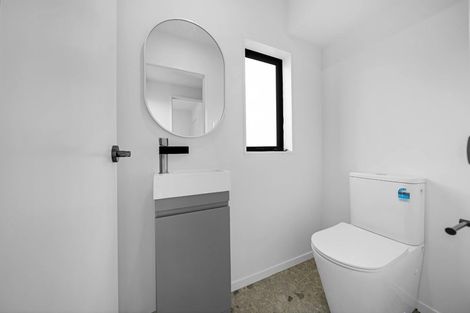 Photo of property in 5/220 Pakuranga Road, Pakuranga Heights, Auckland, 2010