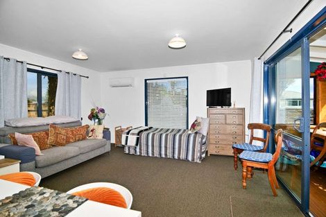 Photo of property in 3 Kupe Street, Carters Beach, Westport, 7825