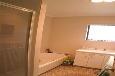 Photo of property in 7 Peter Button Place, Johnsonville, Wellington, 6037