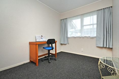 Photo of property in 2/97 Panama Road, Mount Wellington, Auckland, 1062