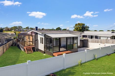Photo of property in 21 Brixton Road, Manly, Whangaparaoa, 0930