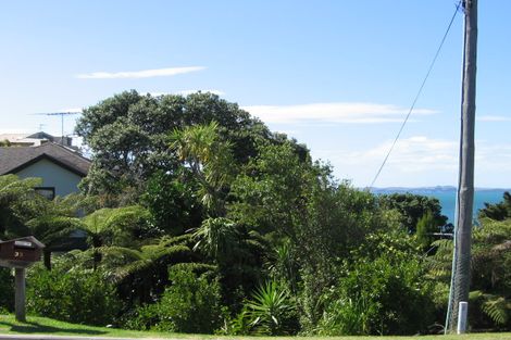 Photo of property in 33 Oban Road, Browns Bay, Auckland, 0630