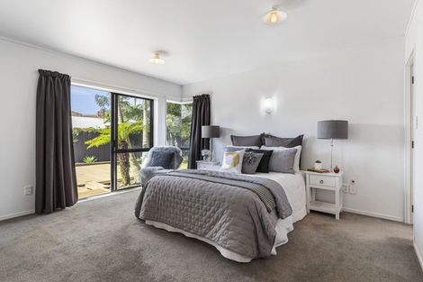 Photo of property in 22 Davington Way, Burswood, Auckland, 2013