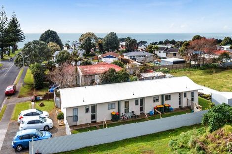 Photo of property in 10 Aubrey Street, New Plymouth, 4310
