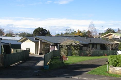 Photo of property in 14 Leyton Place, Nawton, Hamilton, 3200