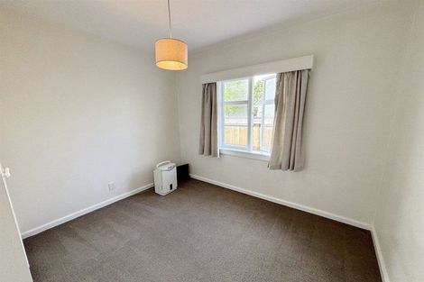 Photo of property in 39 Straven Road, Riccarton, Christchurch, 8011