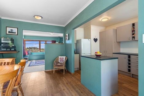 Photo of property in 22 Matipo Terrace, Toi Toi, Nelson, 7010