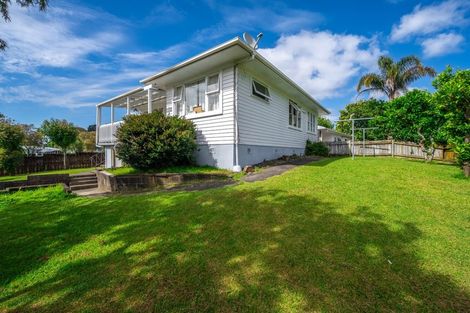 Photo of property in 81 Ennis Avenue, Pakuranga Heights, Auckland, 2010