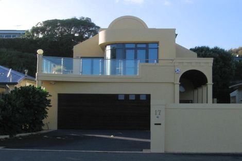 Photo of property in 17 Sunset Parade, Plimmerton, Porirua, 5026