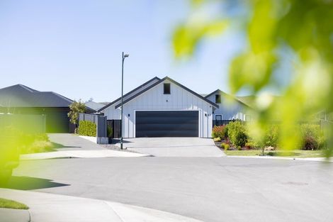 Photo of property in 23 Rich Rise, Havelock North, 4130