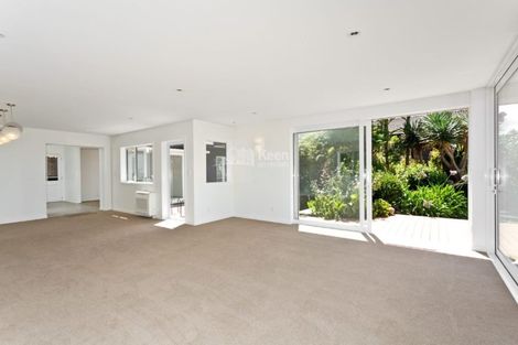 Photo of property in 4 Cliff Road, Torbay, Auckland, 0630