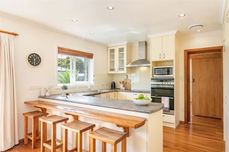 Photo of property in 28 Kashmir Avenue, Clouston Park, Upper Hutt, 5018