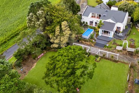 Photo of property in 330 Kelly Road, Lepperton, New Plymouth, 4373