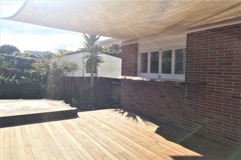 Photo of property in 19 Hartley Terrace, Massey, Auckland, 0614