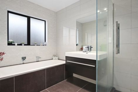 Photo of property in 8 Chalgrove Road, Huntington, Hamilton, 3210