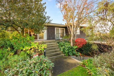 Photo of property in 40 Parkland Crescent, Terrace End, Palmerston North, 4410