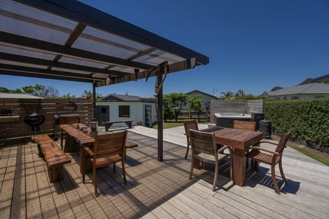 Photo of property in 354 Main Sh25 Road, Tairua, 3508