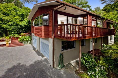Photo of property in 20 Trelawny Place, Hillcrest, Auckland, 0627