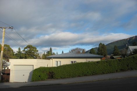 Photo of property in 19 Brisbane Street, Queenstown, 9300