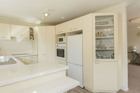 Photo of property in 37 Aaron Place, Brookfield, Tauranga, 3110