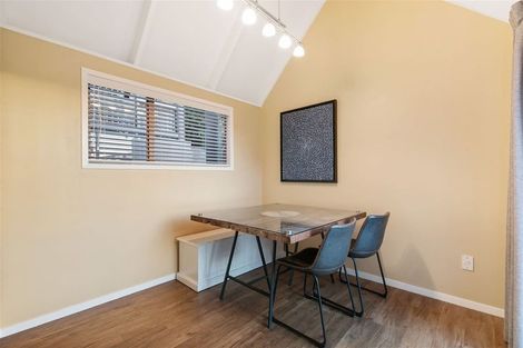 Photo of property in 1/7 Springfield Street, Forrest Hill, Auckland, 0620