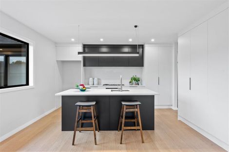 Photo of property in 110 Monument Road, Clevedon, 2582