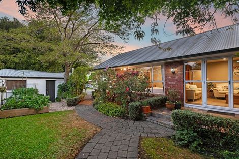 Photo of property in 4 Raxworthy Street, Ilam, Christchurch, 8041