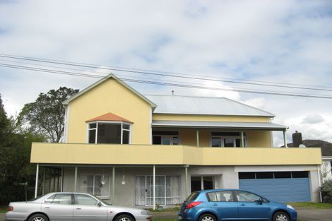 Photo of property in 24 Pendarves Street, New Plymouth, 4310