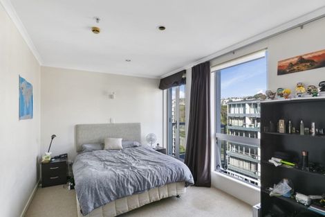 Photo of property in Terrace Heights Apartments, 12b/163 The Terrace, Wellington Central, Wellington, 6011