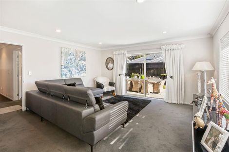 Photo of property in 5 Amoka Crescent, Parklands, Christchurch, 8083