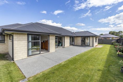 Photo of property in 32 Kotare Avenue, Rangiora, 7400