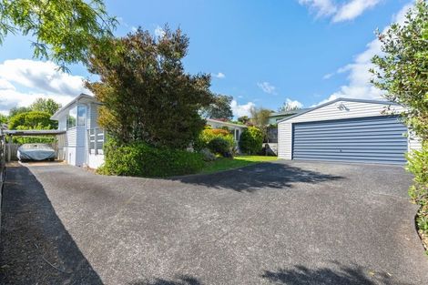 Photo of property in 13a Nikau Street, New Lynn, Auckland, 0600