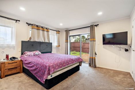 Photo of property in 19 Anna Watson Road, Half Moon Bay, Auckland, 2012