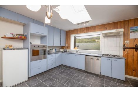 Photo of property in 125 Port Hills Road, Heathcote Valley, Christchurch, 8022