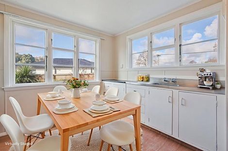 Photo of property in 30 Hooker Avenue, Bryndwr, Christchurch, 8053