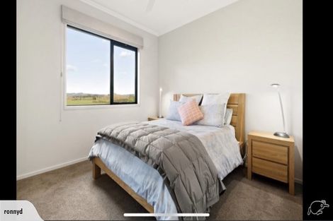 Photo of property in 64 Hawthorne Lane, Kingseat, Papakura, 2580