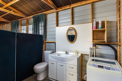 Photo of property in 39 Hinekapi Terrace, Kuratau, Turangi, 3381