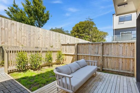 Photo of property in 3/22 Coniston Avenue, Te Atatu South, Auckland, 0610