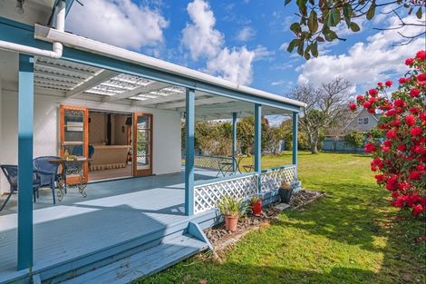 Photo of property in 10 Jensen Street, Hokowhitu, Palmerston North, 4410