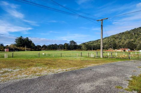 Photo of property in 5 Town Belt South, Blackball, 7804