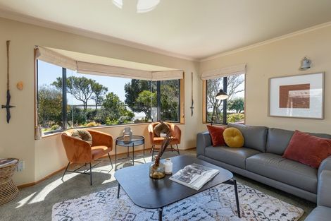 Photo of property in 18 Martin Street, Monaco, Nelson, 7011