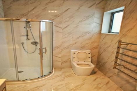 Photo of property in 16 Sunshine Boulevard, Sunnyvale, Auckland, 0612