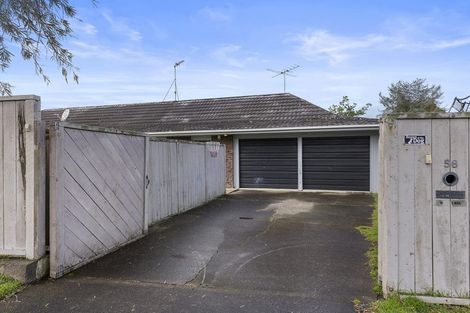 Photo of property in 58 Prince Regent Drive, Half Moon Bay, Auckland, 2012