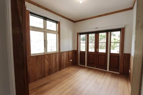 Photo of property in 236 Ngatiawa Road, Reikorangi, Waikanae, 5391