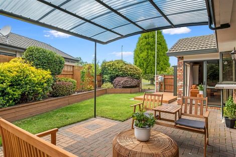 Photo of property in 4 Mccahon Drive, Pukehangi, Rotorua, 3015