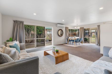 Photo of property in 72 Evans Road, Papamoa Beach, Papamoa, 3118