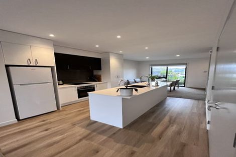 Photo of property in 3/46 Jane Maree Road, Kumeu, 0810