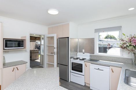 Photo of property in 41 Emily Street, Riverdale, Gisborne, 4010